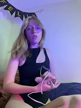 ReenKitty online show from October 10, 1:17 am