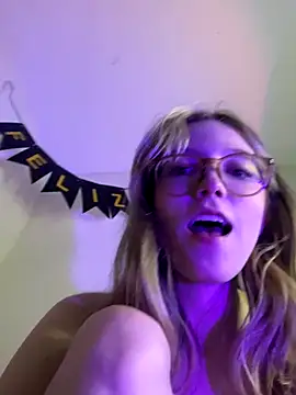 ReenKitty online show from October 11, 7:53 am