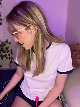 ReenKitty online show from January 8, 5:13 am