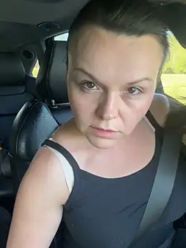 Samanthraxxxx online show from May 7, 9:40 pm