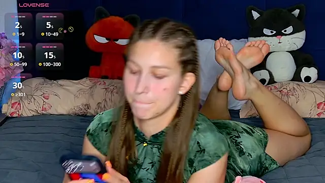 MissEmilyMiller online show from July 7, 7:17 pm