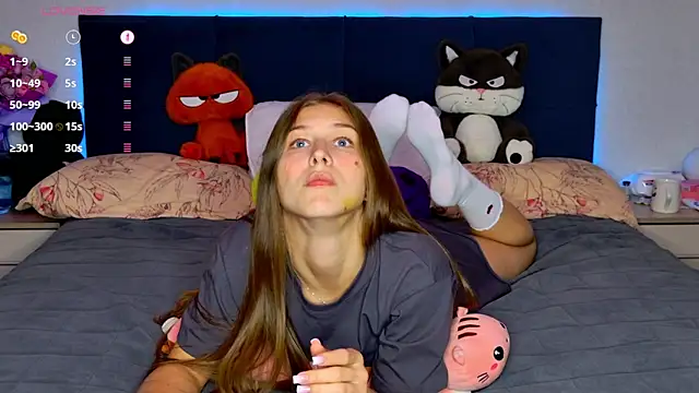 MissEmilyMiller online show from April 10, 5:31 pm