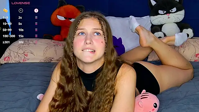 MissEmilyMiller online show from July 24, 6:15 pm