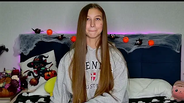 MissEmilyMiller online show from November 3, 5:16 pm