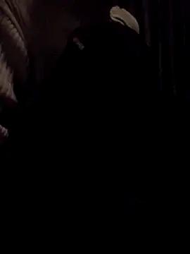 Snapshot of Bottem010 chatting on January 16, 9:41 pm Bottem010 online show from January 16, 9:41 pm