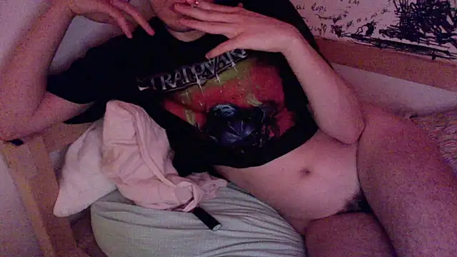 sweetynymphocum online show from December 18, 5:45 am