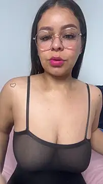 sweet shadil  online show from December 18, 11:58 am