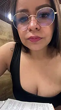 sweet shadil  online show from January 10, 1:39 pm