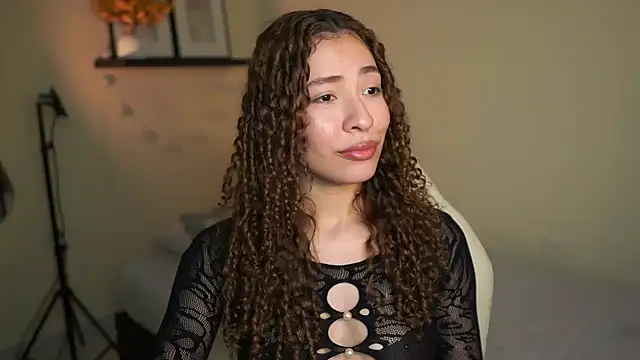 isabella-garcia- online show from February 24, 1:06 am