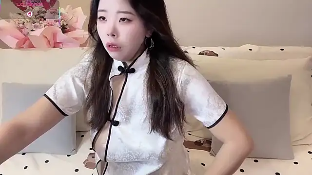 xiaotanbaby online show from October 10, 3:46 pm