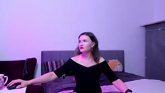 Katherine Twilight online show from November 13, 4:00 pm