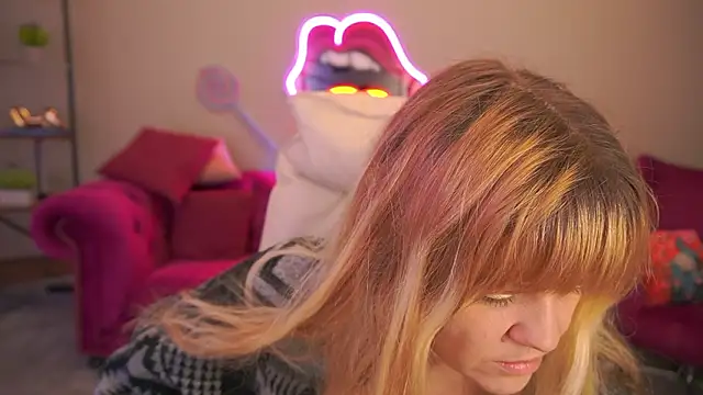 BellaLaPetit online show from February 2, 2:38 pm