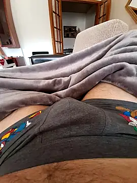 Snapshot of stella1980 chatting on March 3, 9:05 am stella1980 online show from March 3, 9:05 am