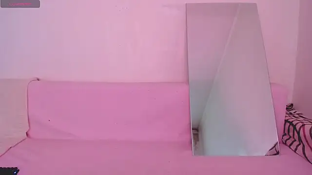 Lil Foxy9 online show from February 24, 3:29 am