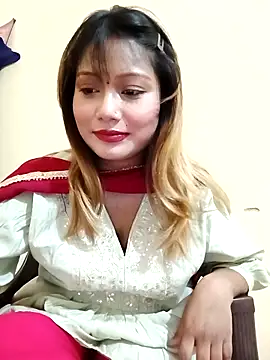 Snapshot of alexa_cam44 chatting on October 4, 7:37 pm alexa cam44 online show from October 4, 7:37 pm