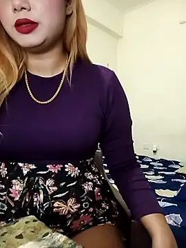 alexa cam44 online show from April 2, 7:53 pm