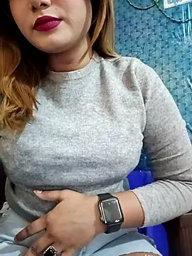 Snapshot of alexa_cam44 chatting on November 10, 8:25 pm alexa cam44 online show from November 10, 8:25 pm