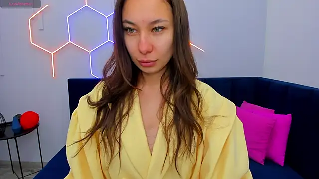 Kat  cat online show from April 16, 1:50 am