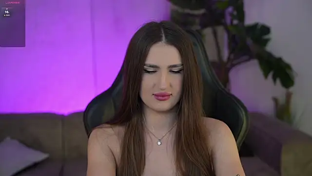 Goldie Flame online show from October 15, 2:32 am