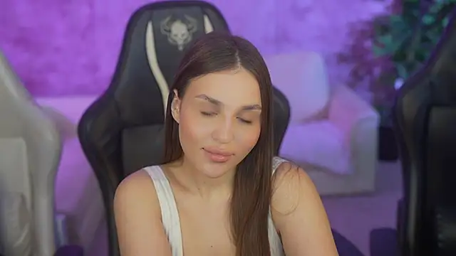 Goldie Flame online show from September 22, 6:58 pm