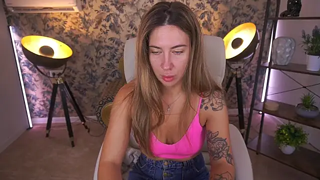 KateShanny online show from July 10, 5:40 am