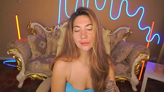 Snapshot of KateShanny chatting on November 10, 6:40 am KateShanny online show from November 10, 6:40 am