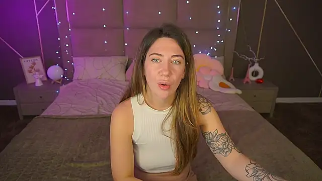 KateShanny online show from March 14, 7:47 am