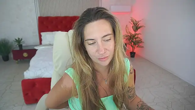 KateShanny online show from July 25, 6:32 am