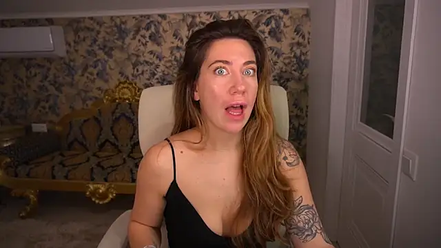 KateShanny online show from April 4, 5:58 am