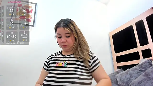 Snapshot of katherinn_gomezz chatting on June 16, 11:54 am katherinn gomezz online show from June 16, 11:54 am