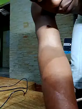 Bedroom Gangster007 online show from February 3, 2:53 am