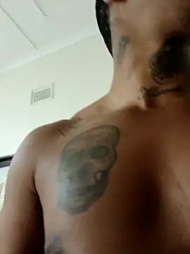 Snapshot of Bedroom_Gangster007 chatting on October 9, 7:14 pm Bedroom Gangster007 online show from October 9, 7:14 pm