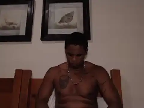 Snapshot of Bedroom_Gangster007 chatting on November 11, 7:30 pm Bedroom Gangster007 online show from November 11, 7:30 pm