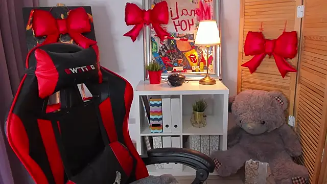 Snapshot of ayakskalermonss chatting on February 15, 8:35 am ayakskalermonss online show from February 15, 8:35 am