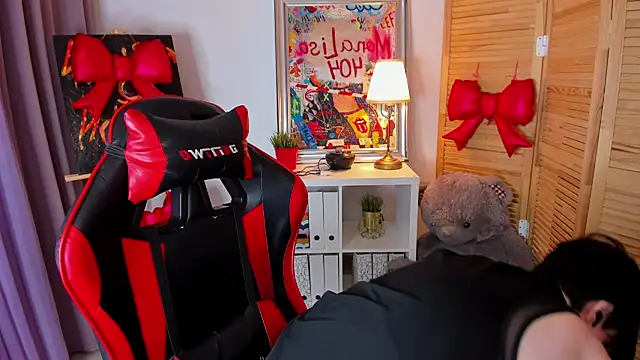 Snapshot of ayakskalermonss chatting on February 26, 8:36 am ayakskalermonss online show from February 26, 8:36 am