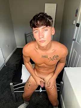 naughtyboy0124 online show from September 9, 1:31 pm