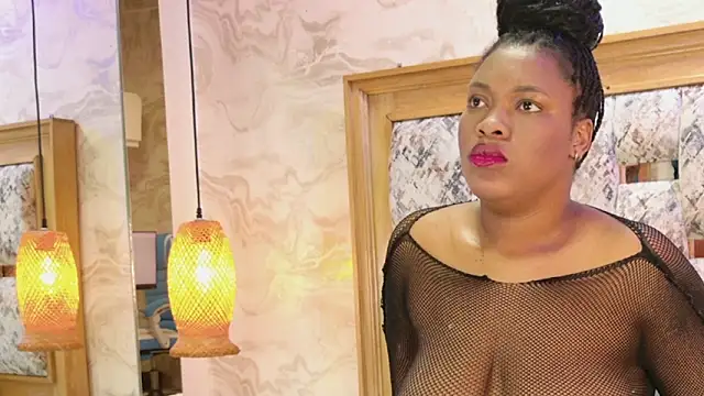 ZOLEY WATSON online show from September 27, 3:01 am