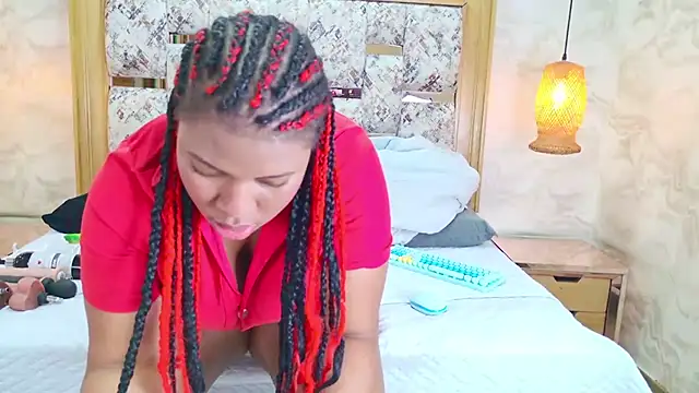 ZOLEY WATSON online show from November 25, 3:07 am