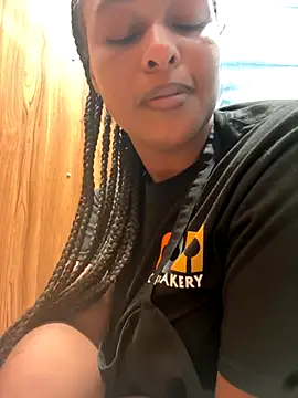 Snapshot of yummy0322 chatting on September 10, 12:59 pm yummy0322 online show from September 10, 12:59 pm