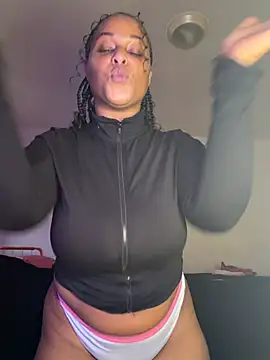 yummy0322 online show from February 17, 9:01 pm