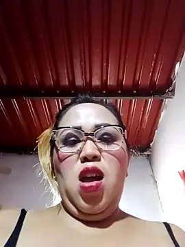 Snapshot of shaktisub_ chatting on October 5, 9:05 pm shaktisub online show from October 5, 9:05 pm