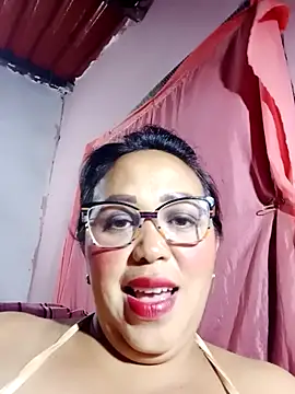 Snapshot of shaktisub_ chatting on November 28, 2:34 am shaktisub online show from November 28, 2:34 am