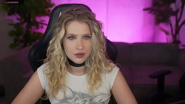 Scarlett Sweet054 online show from March 29, 2:41 pm