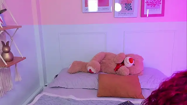 Camila Rivers online show from February 11, 4:23 am