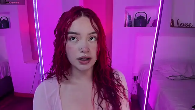 Camila Rivers online show from May 28, 12:11 pm