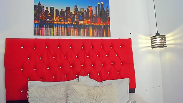 carolinacrus01 online show from February 28, 6:07 pm