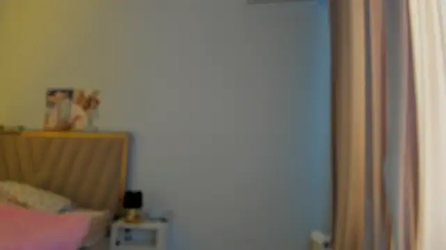 Snapshot of miko_moonn chatting on October 12, 4:03 am miko moonn online show from October 12, 4:03 am