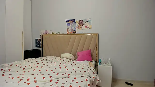 Snapshot of miko_moonn chatting on October 19, 3:53 am miko moonn online show from October 19, 3:53 am
