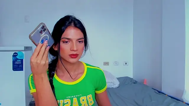 ISA BELLA VZL online show from February 5, 4:36 pm