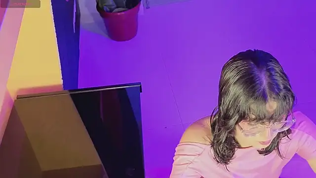 LiLLiAnderson online show from March 2, 11:39 am